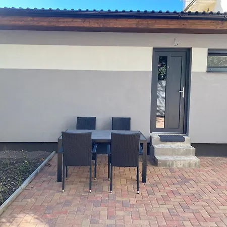 Cerna Ruze - 7 * Pilzno