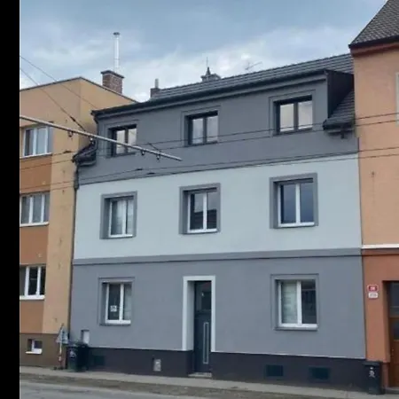 černá Růže - 7 Apartamento